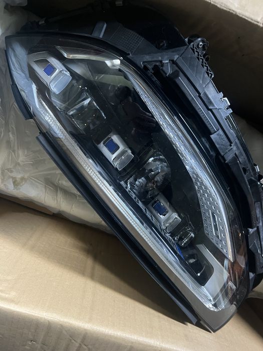 Mercedes S223 Lampa Lewa Przód