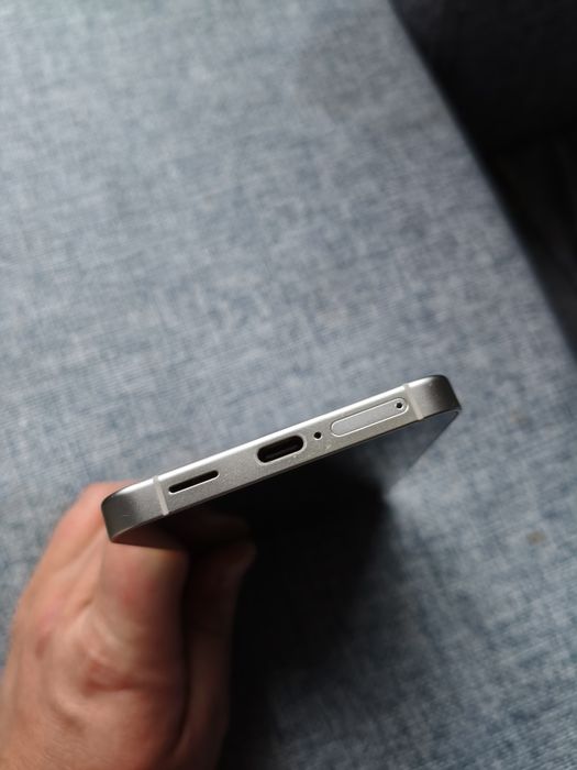 Samsung S24 8/256 stan BDB