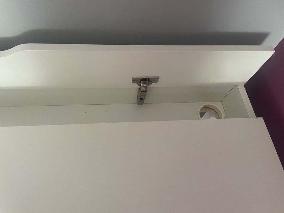 Secretária do IKEA