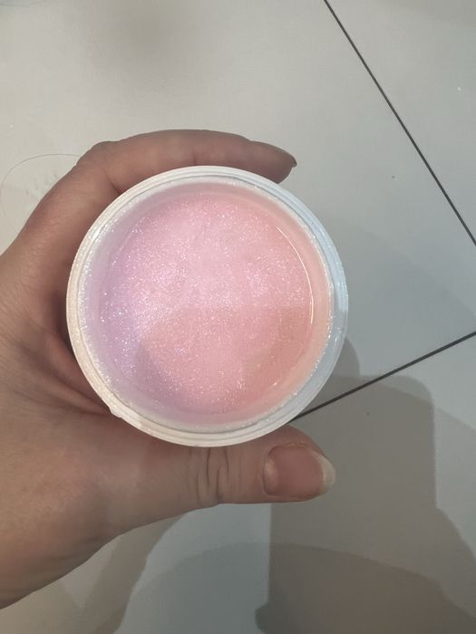 Żele do paznokci