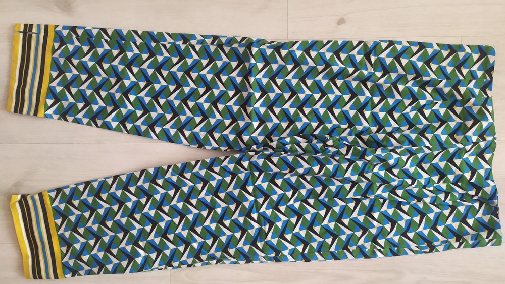 Zara damskie spodnie rozmiar 38 zielone niebieskie geometryczne wzory