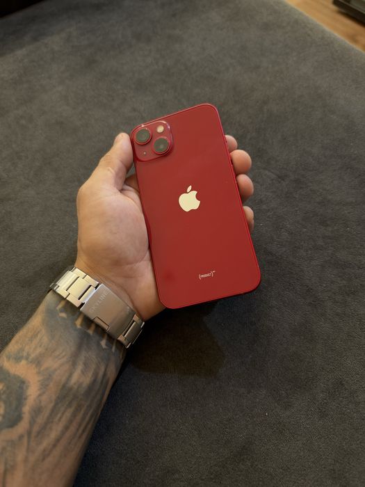 iPhone 13 128GB – Vermelho