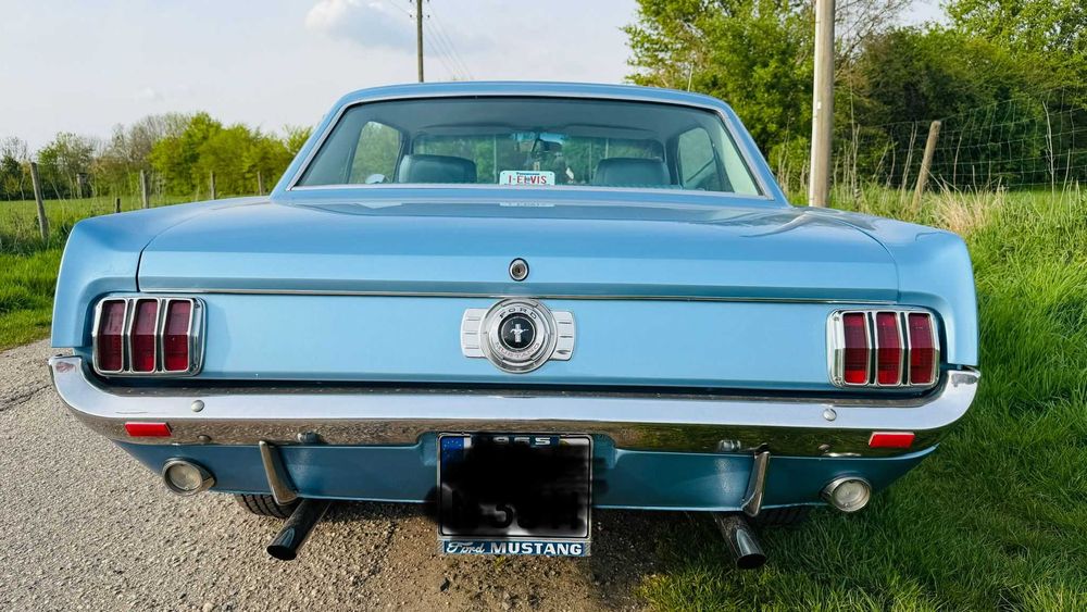 Ford Mustang V8 GT
