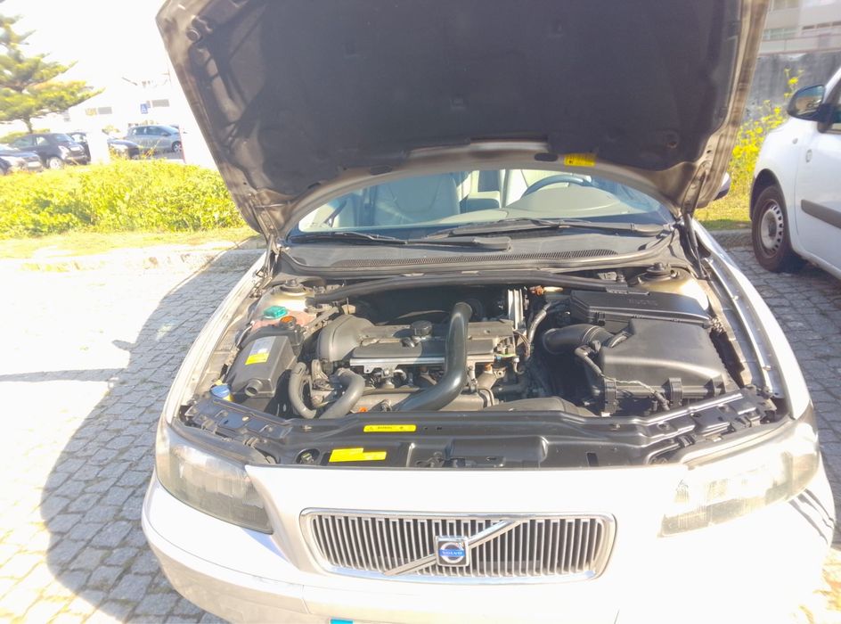 Volvo v70 2.0T 180cvs