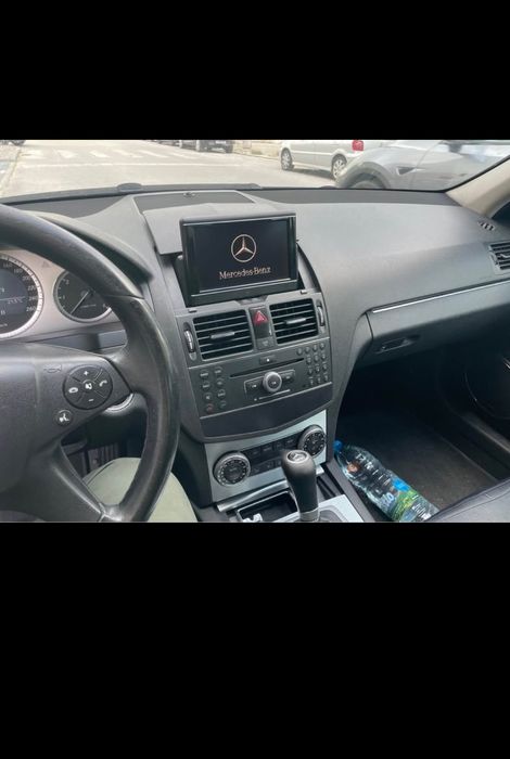 Mercedes-Benz Classe C 320 — fotografia 5