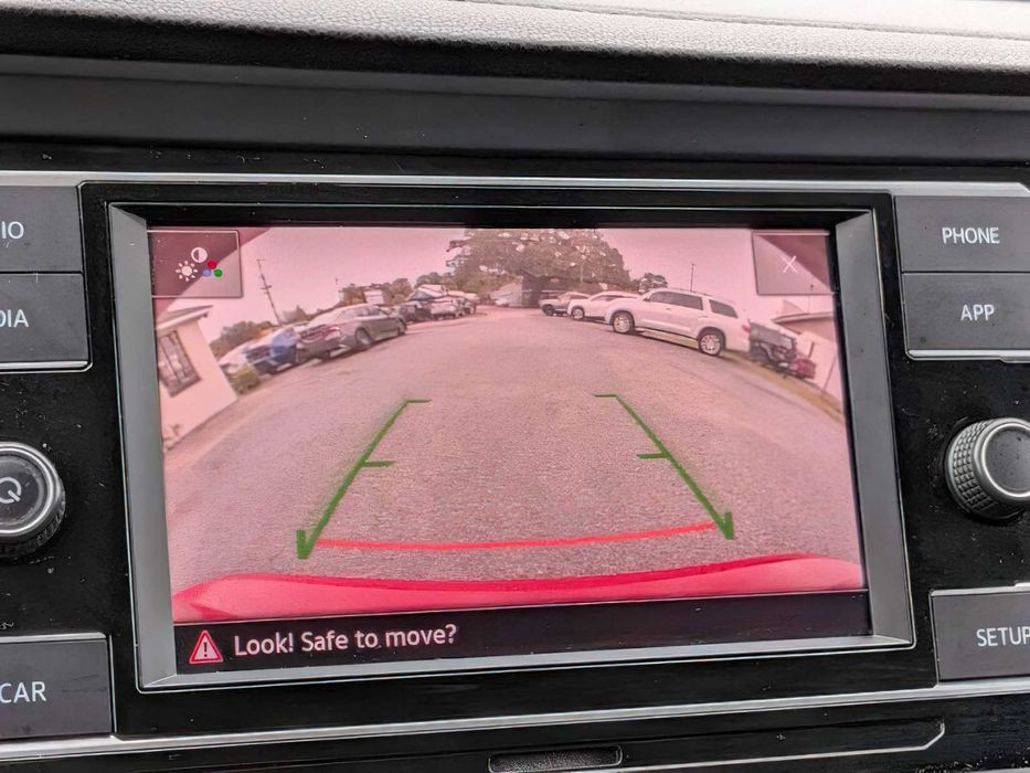 Volkswagen Jetta      2019