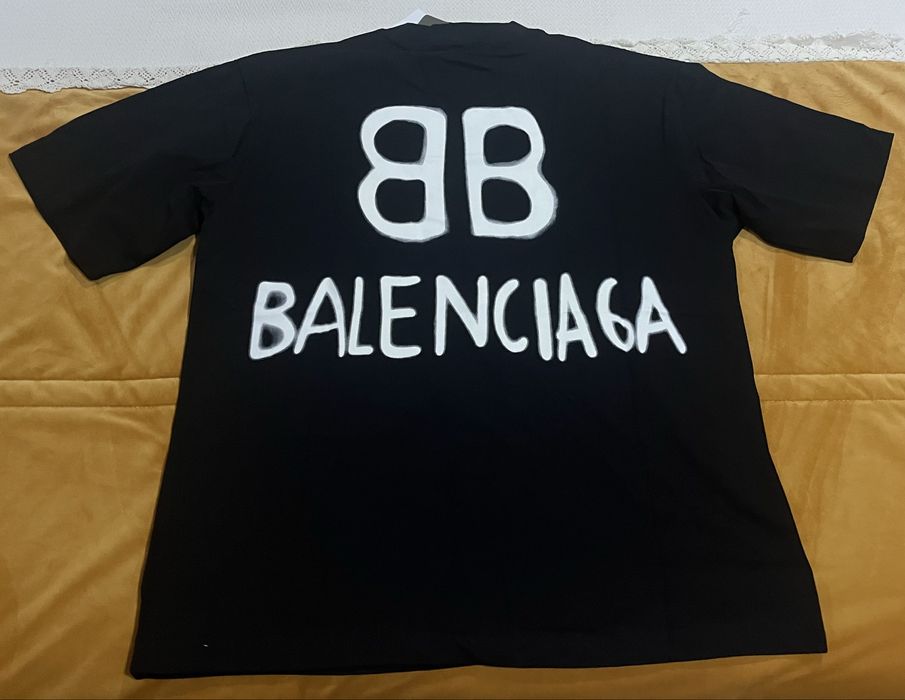 T-shirt balenciaga