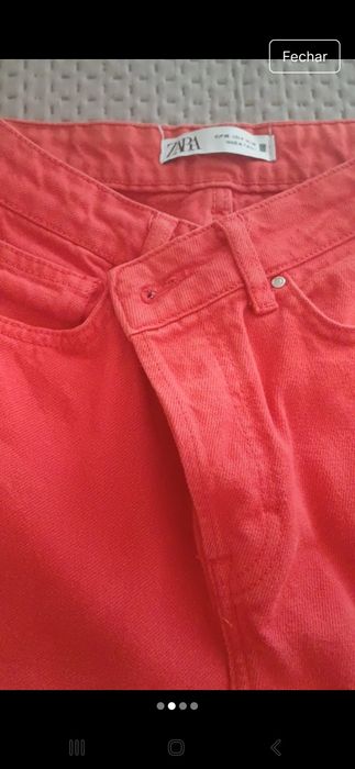 Calças vermelhas da zara