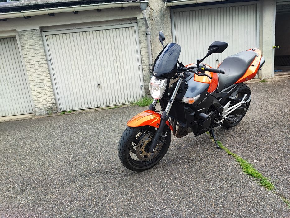 Suzuki GSR 600 2008 bogate wyposażenie