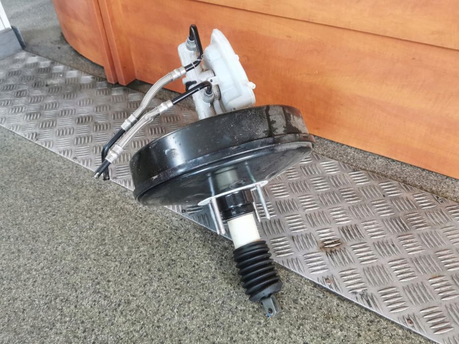 renault trafic iii opel vivaro b serwo hamulcowe 472104612r