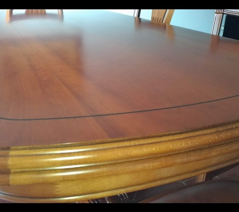 6Mesa maciça em cerejeira nunca usada
