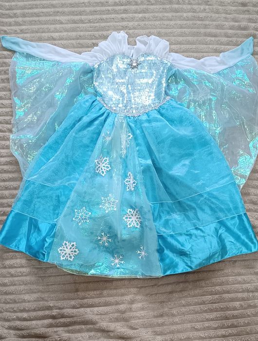 Плаття Ельзи довге