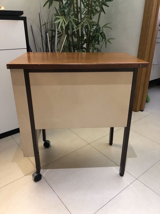 Mesa de apoio escritório vintage em ferro e madeira