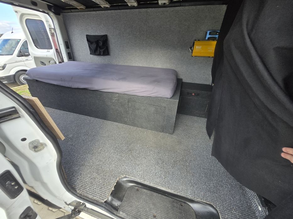 Nissan Primastar (VIVARO TRAFIC) Mały kamper