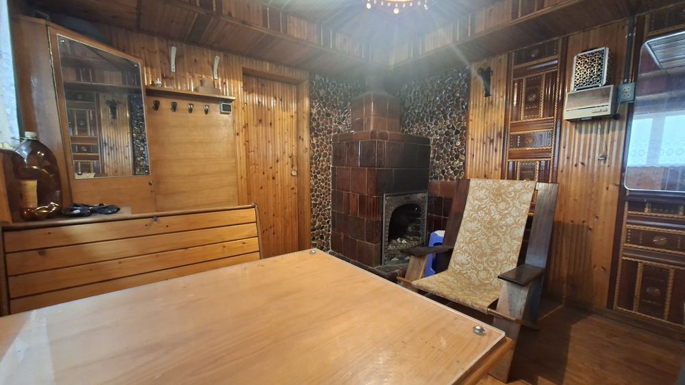 Продаж будинку. КОМУНІКАЦІЇ. Індивідуальне оп. МАЙСТЕРНЯ .Гараж.Земля