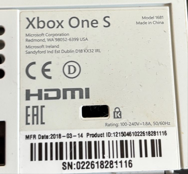 Konsola Xbox One S + Kontroler  + Pudełko i Okablowanie