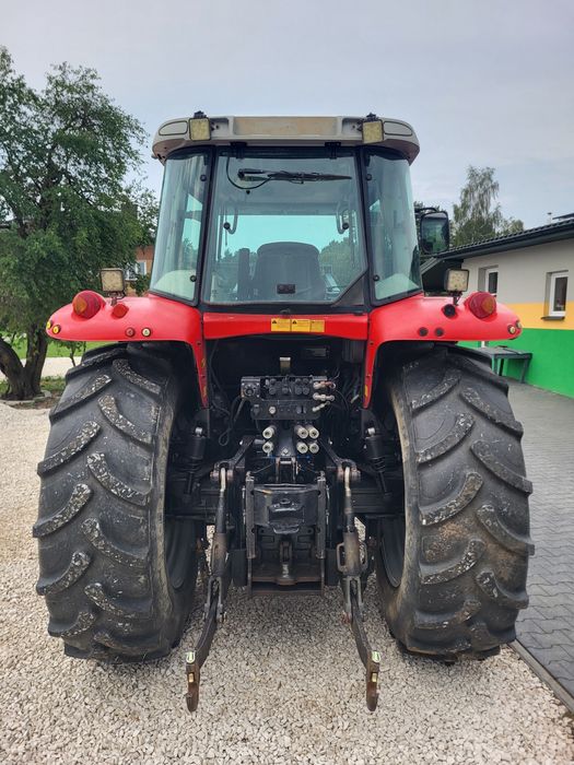 Massey Ferguson 6465 Valtra  Fendt