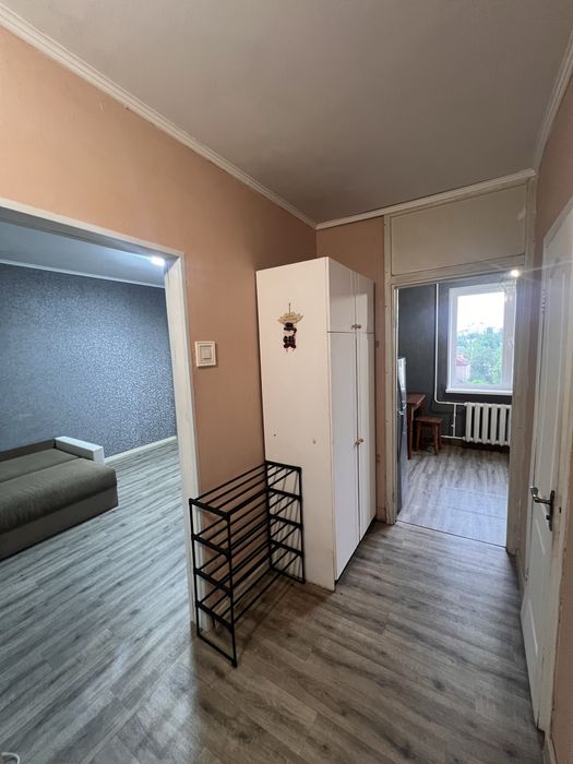Сдам  1 комнатную квартиру в центре
