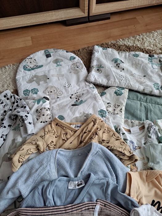 Paczka ubrań dla niemowlaka