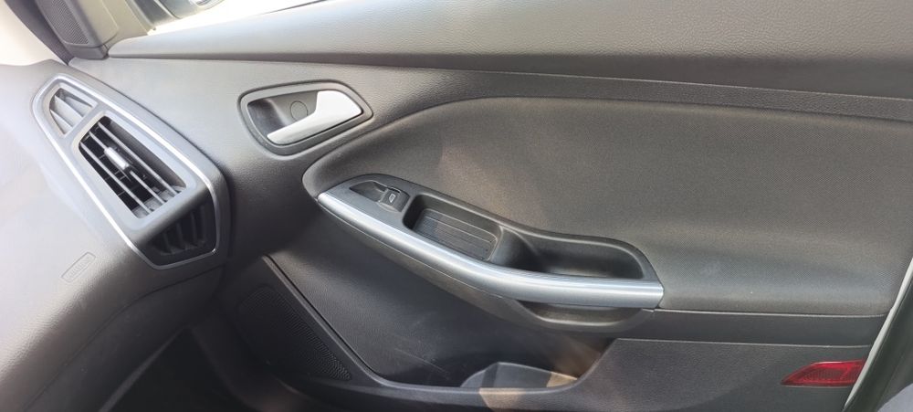 Ford focus 3 hatchback