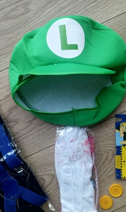 Nowy strój kostium Mario