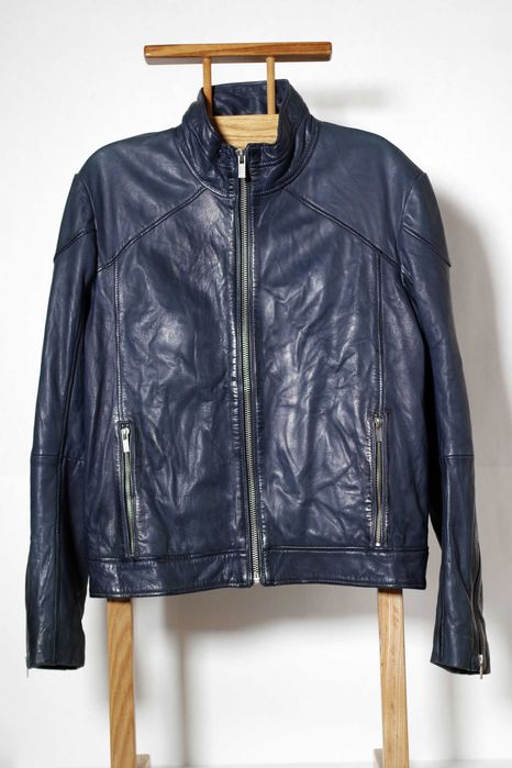 Шкіряна куртка Hugo Boss Leather hackett jacket оригінал М розм чудова