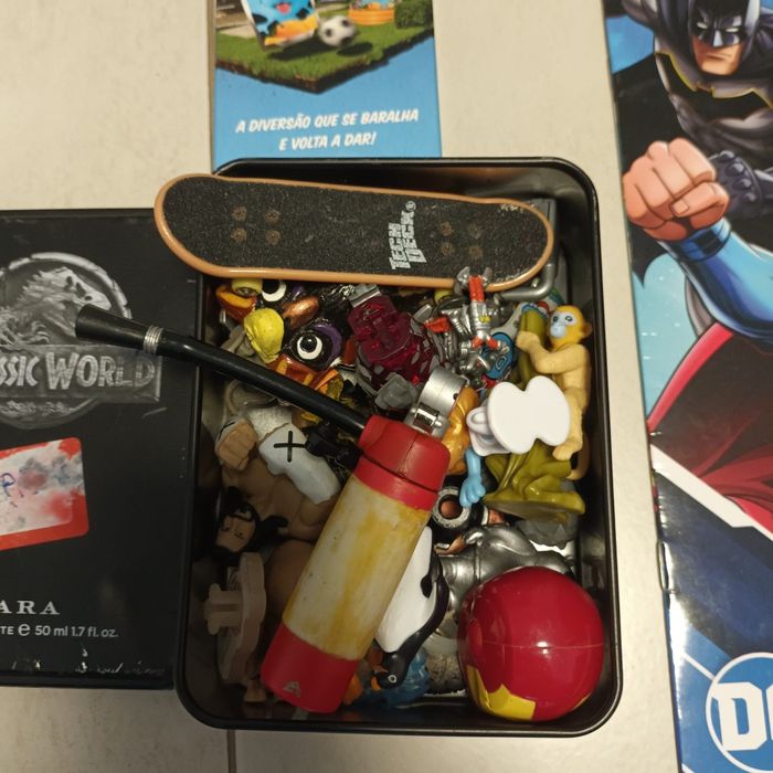 Conjunto de vários brinquedos