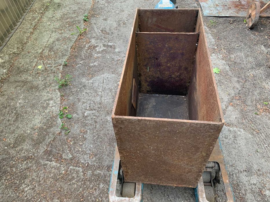 Zbiornik stalowy 100 L 32x72x46