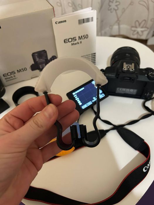 Продам Canon EOS M50 Mark II