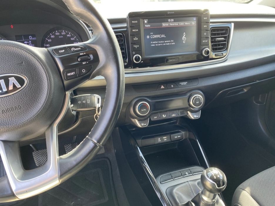 Kia Rio 1.2 gasolina