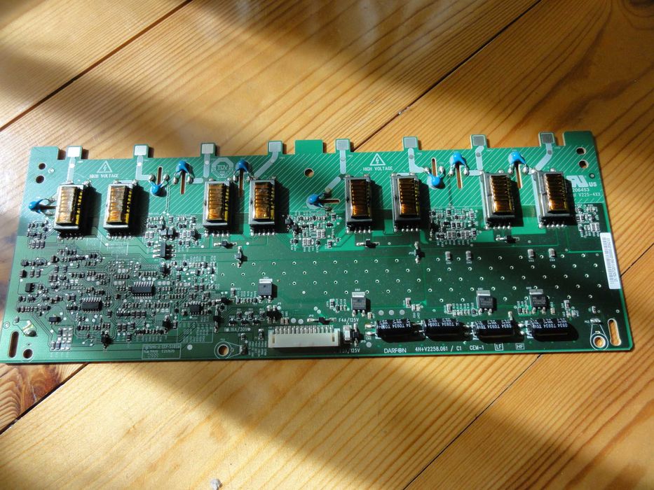 Inwerter 4H+V2258.061 Thomson 26HR3234