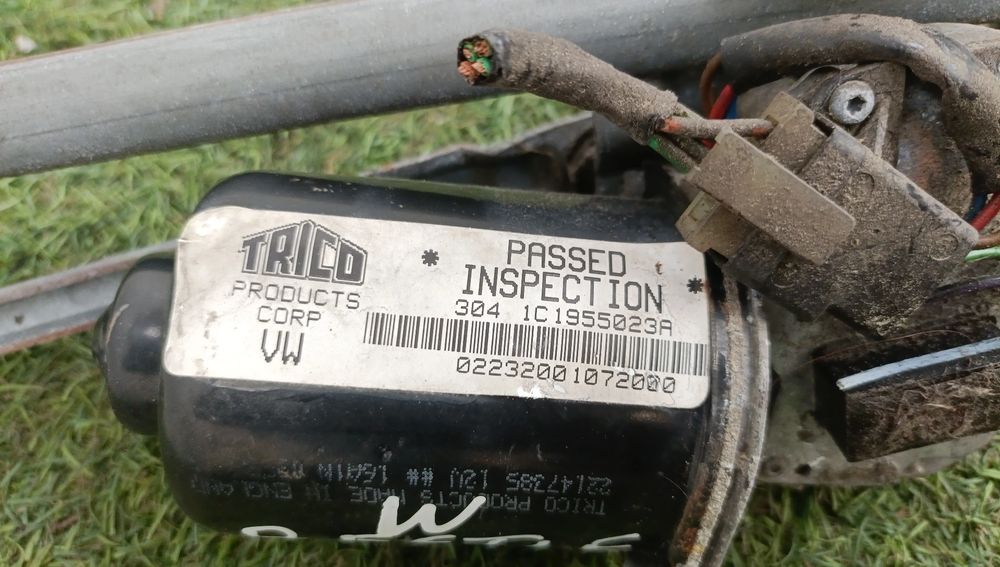 Motor limpa vidros frente VOLKSWAGEN New Beetle (9C1, 1C1)