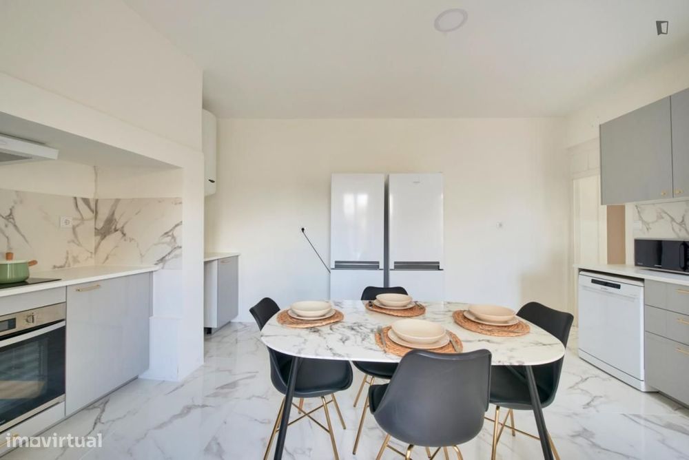 Quarto - localizado em Chiado Lisbon
