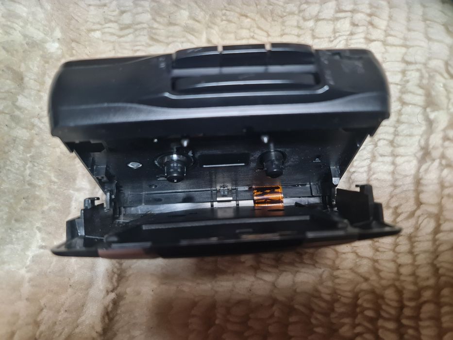 Кассетный плеер Panasonic RQ-V85,статуэт,sharp, рабоч