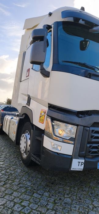 Renault T480 ano 2017