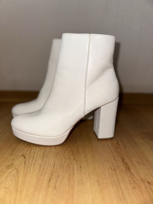 Ботильйони на підборі “Anna Field”, сапожки жіночі, демісезонне взуття