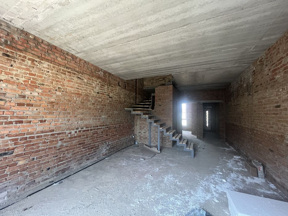 Продаж 2 поверхового Таунхауса 130кв..м Зарванці