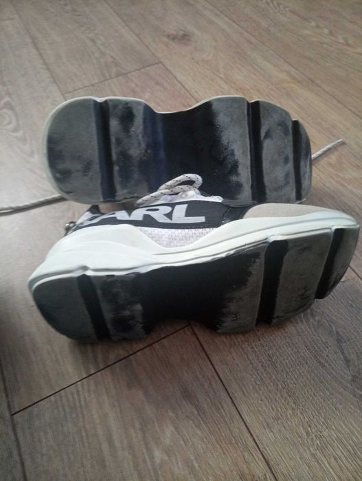 Buty sportowe damskie