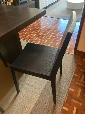 Mesa com 4 cadeiras