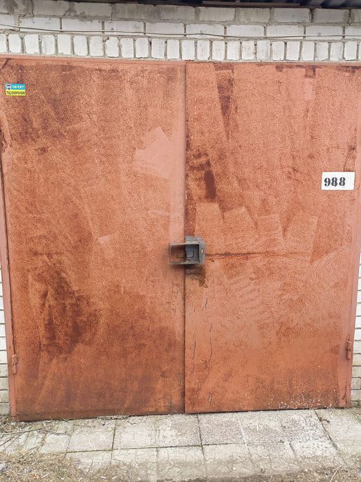 Сдам большой капитальний кирпичний гараж
