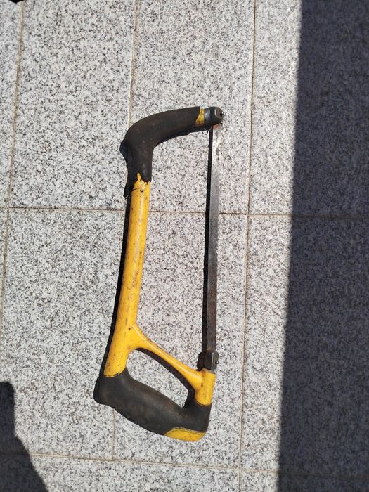 Estribo + serra cortar ferro