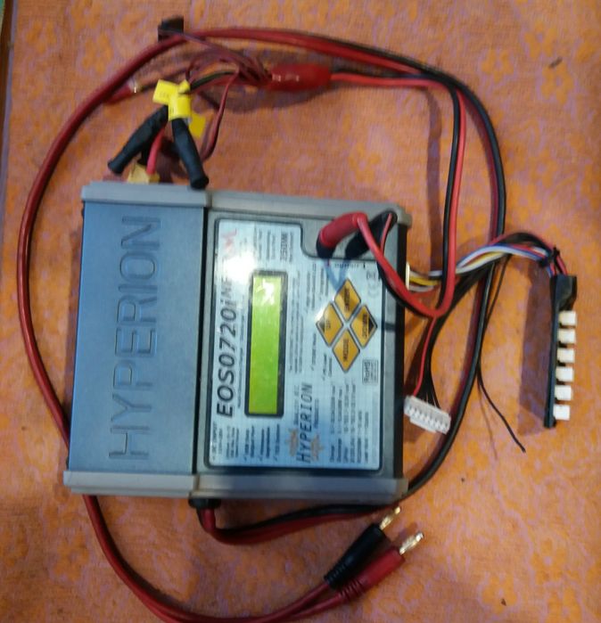 Зарядное устройство Hyperion EOS 0720 i