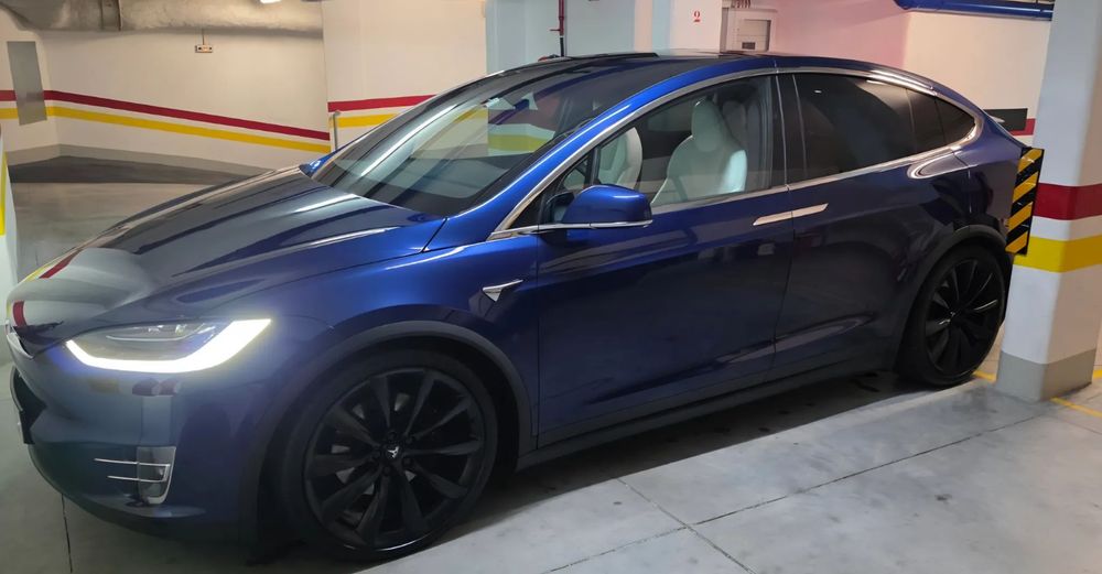 Tesla Model X 100 kWh Long Range AWD