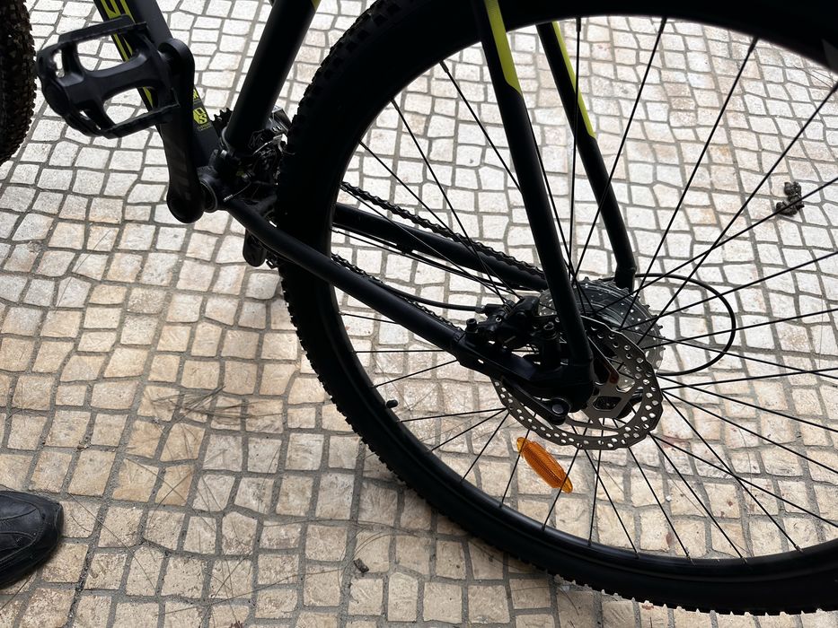 vendo bicicleta nova Deporvillage Pr500 comprei suport zone  custou 423€ vendo por 220€ junto fatura