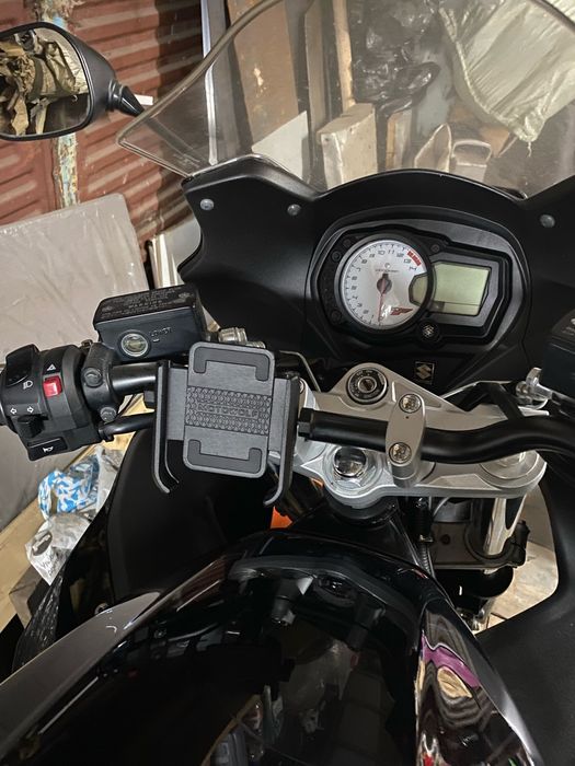 Держатель крепление смартфона телефона на мотоцикл. Оригінал.