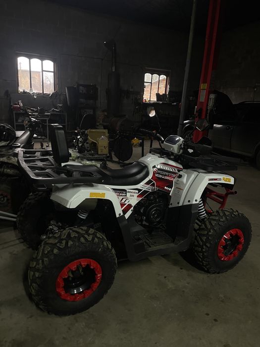 Продам квадрик forte braves 200