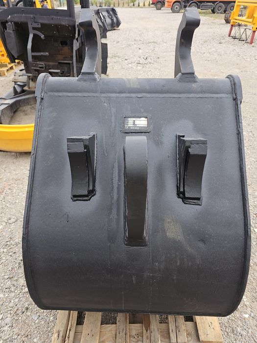 Продам  ковш  до  JCB моделей JS