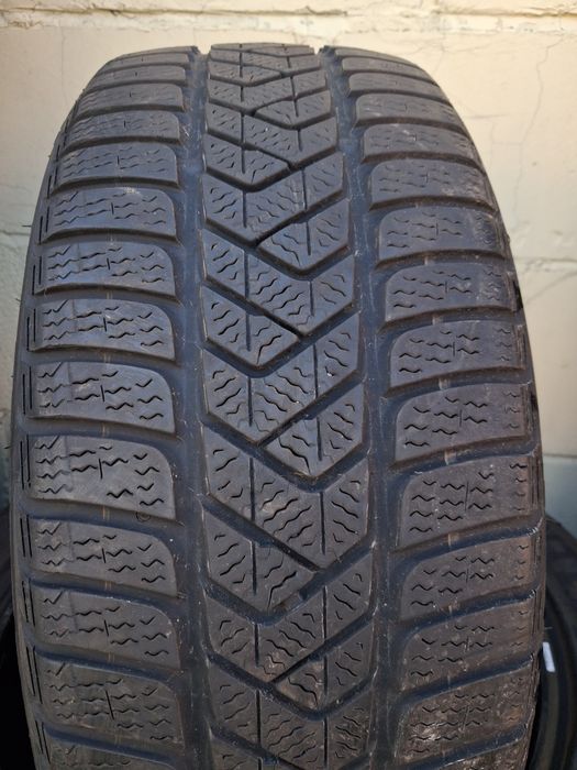 распаровка шины б/у 225/40 r18 Pirelli SottoZero 3