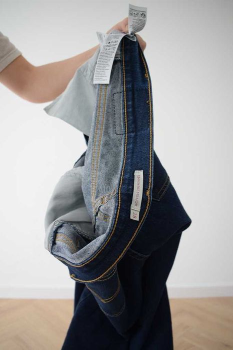 Levi's 724 high rise  w28 l32 m spodnie jeansy proste wysoki stan