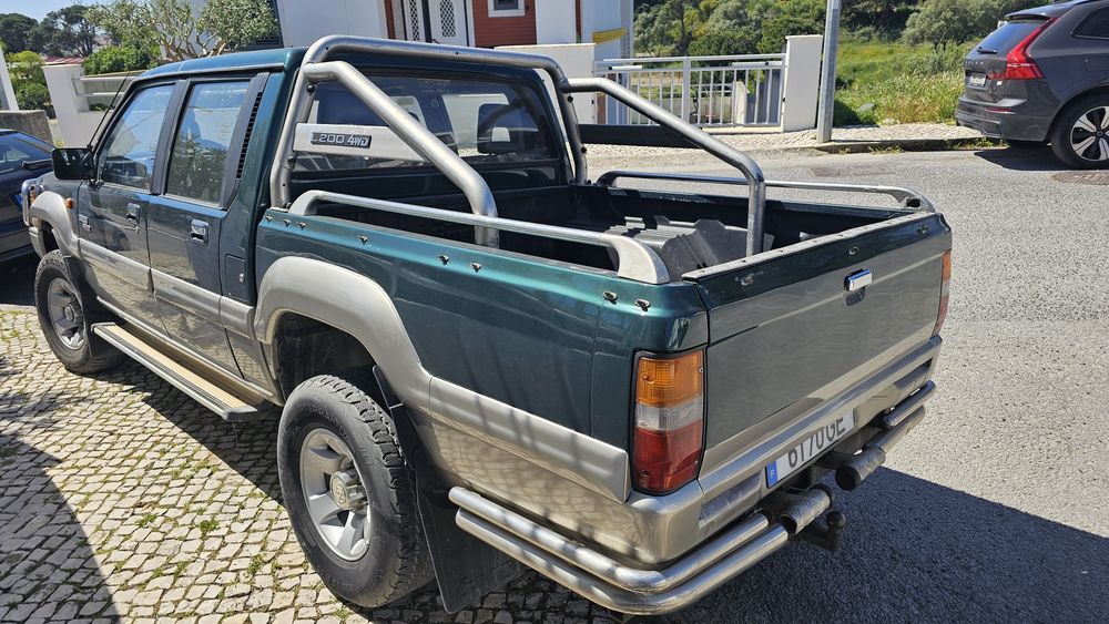 Pick up Mitsubishi l200